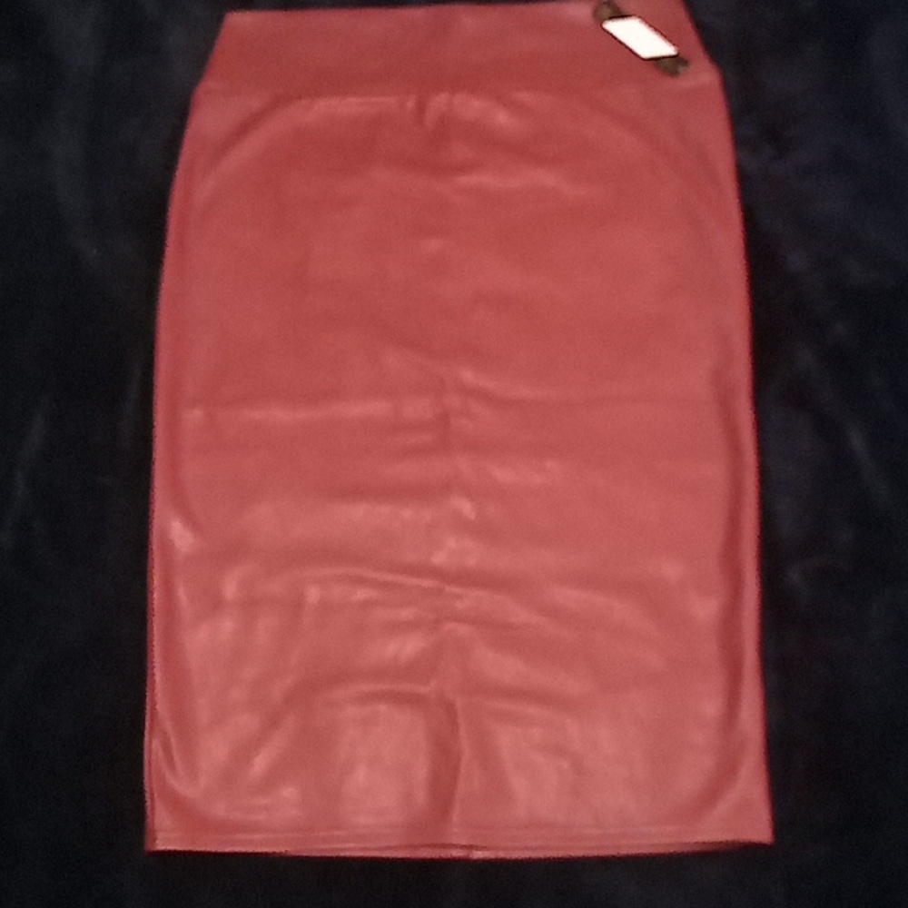 Lularde Elegant.Pleather Skirt..Sz.2xl